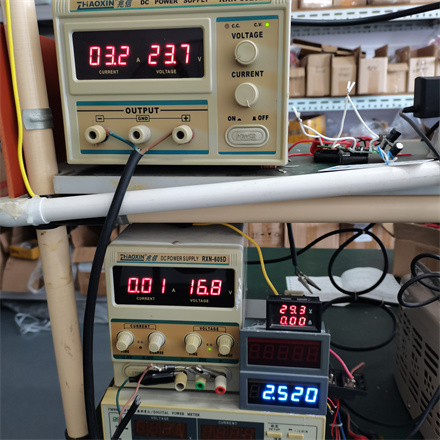 PWM調(diào)光電源 DC24V輸入 75W,輸出28-36V 2.5A