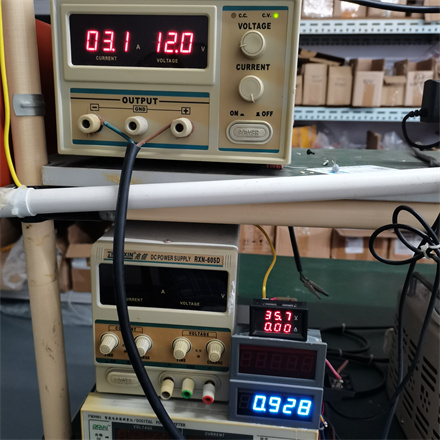 輸入電壓：DC12-24V電流：0.92A 輸出電壓：30-36V 電源