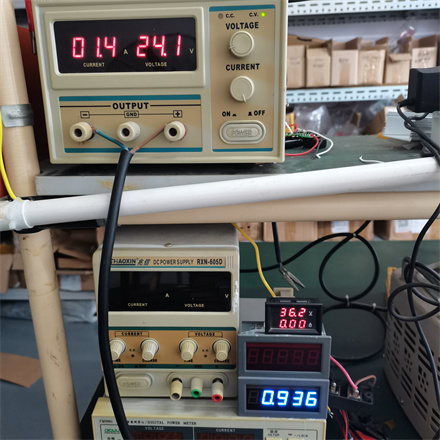 輸入電壓：DC12-24V   電流：0.95A±3%驅動輸出電壓：30-42V 40W