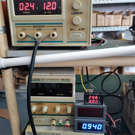 輸入電壓：DC12-24V   電流：0.95A±3%驅動輸出電壓：30-42V 40W