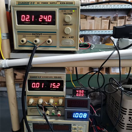輸入電壓：DC24V    電流：1A±3%驅(qū)動(dòng)輸出電壓：48V功率：50W