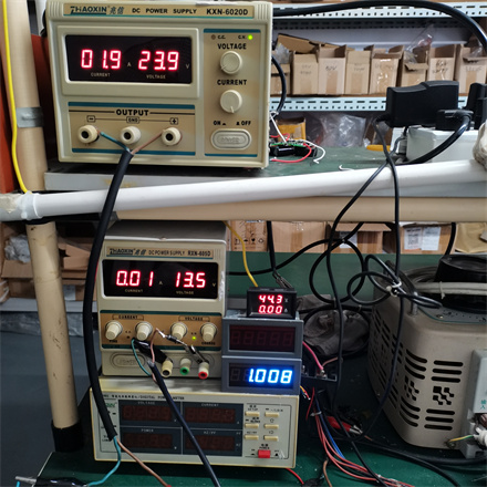 輸入電壓：DC24V    電流：1A±3%驅(qū)動(dòng)輸出電壓：48V功率：50W