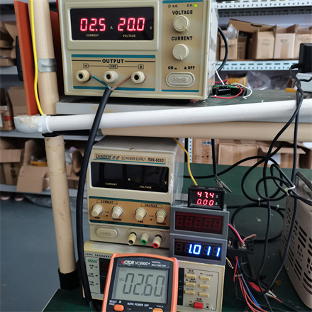 輸入電壓：DC24V    電流：1A±3%驅(qū)動(dòng)輸出電壓：48V功率：50W